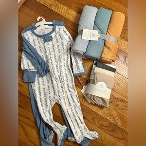 Cloud Island Infant baby boy bundle
